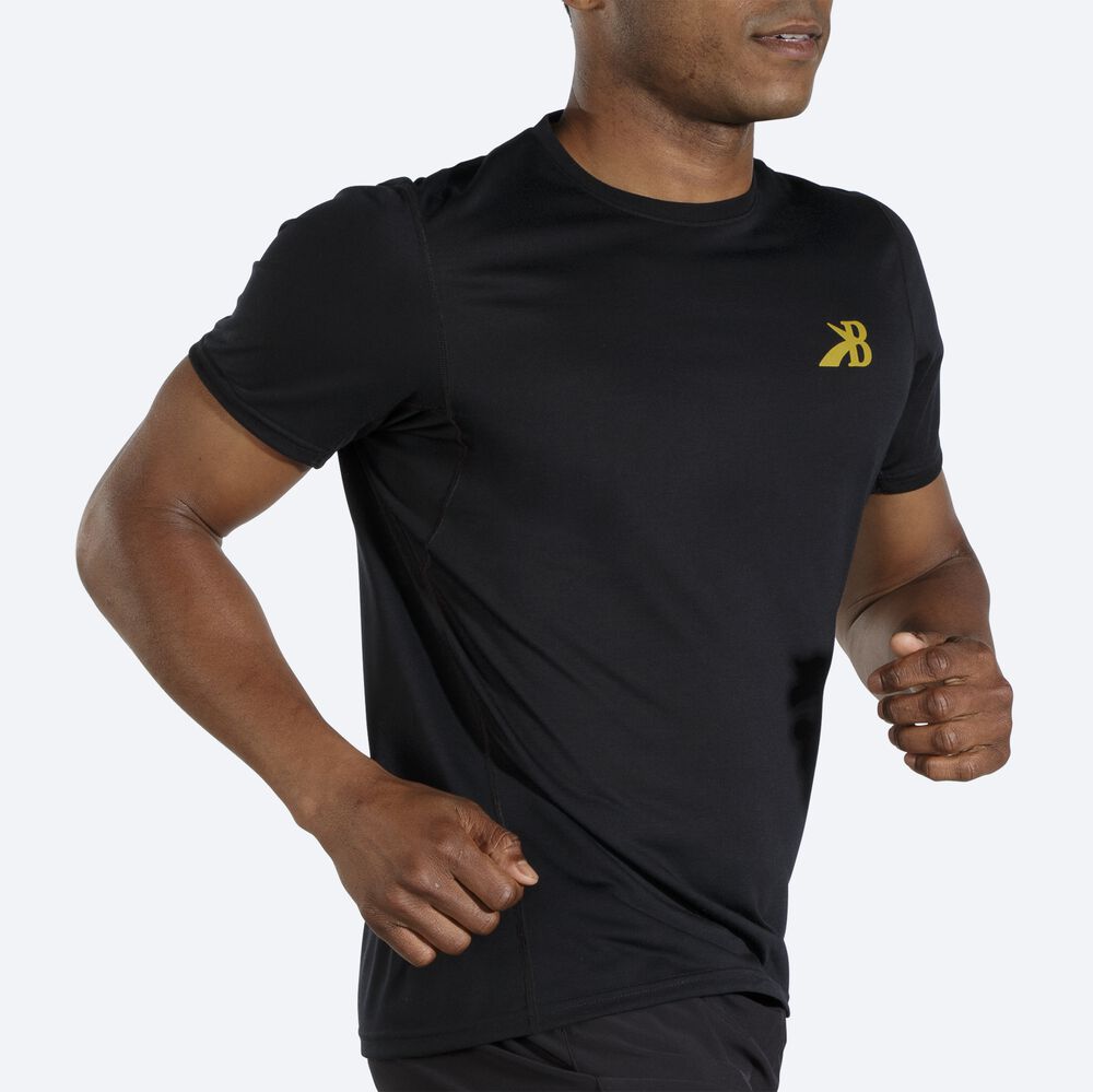 Camiseta Brooks Distance Estampadas Short Sleeve Hombre Negras/Doradas | Ecuador-24386